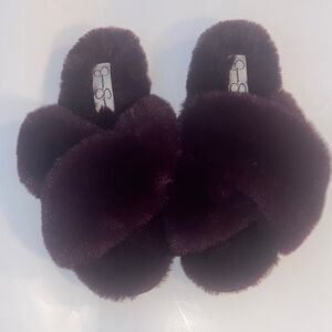 Jessica Simpson Deep Purple Fuzzy Slippers